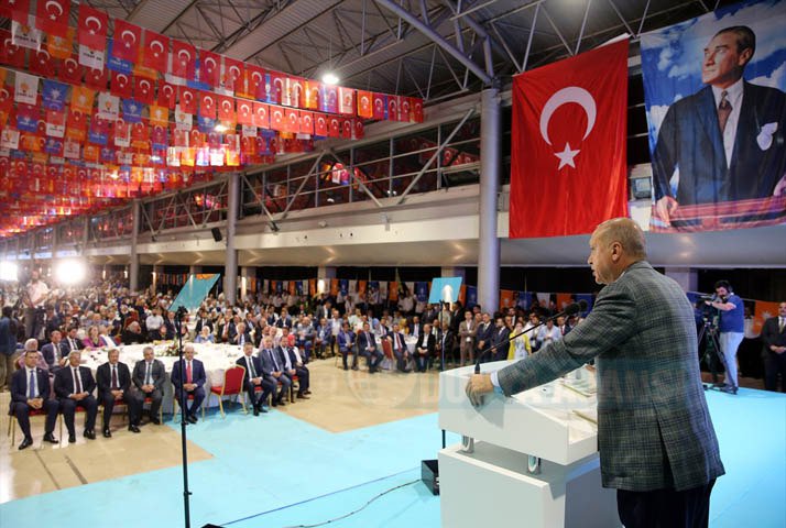 AK Parti Bursa İl Başkanlığı Teşkilat Yemeği