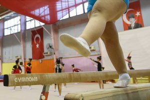 Cimnastikle down sendromlu çocuklar spora yönlendiriliyor