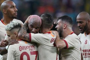 5 gollü ve 5 kırmızı kartlı Kayserispor-Galatasaray karşılaşması