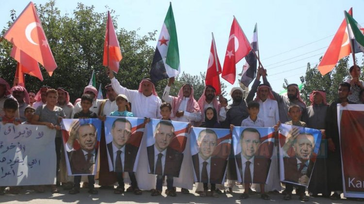 Afrin Şeyh Hadid'liler Türkiye'ye ve Erdoğan'a teşekkür gösterisi