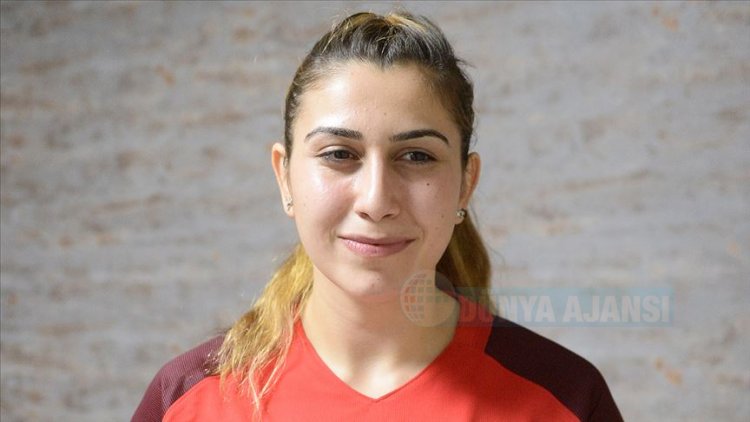 Şampiyon Görme Engelliler Kadın Golbol Milli Takımı'ndan Mehmetçiğe selam