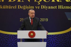 Cumhurbaşkanı Erdoğan: İslam bize göre değil, biz İslam'a göre hareket edeceğiz