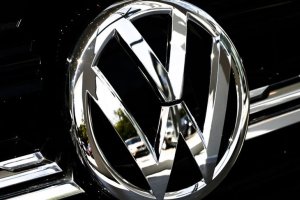 Volkswagen 'egzoz manipülasyonu'nda tüketicilere 830 milyon avro teklif etti