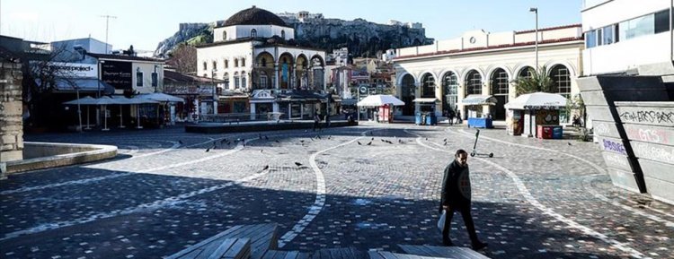 Yunanistan'da Koronavirüsü önlemek için sokağa çıkma yasağı