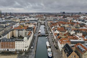 Danimarka'da hayat normale dönüyor: 'Kreşler ve ilkokullar açılıyor'