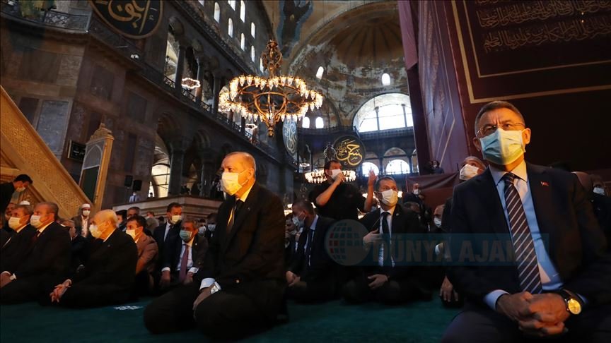 Cumhurbaşkanı Erdoğan, Ayasofya-i Kebir Cami-i Şerifi'nde Kur'an-ı Kerim okudu