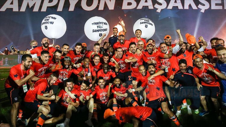 Süper Lig'de ilk üçe giren takımlar: M.Başakşehir, Trabzonspor ve Beşiktaş