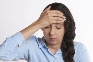Kadınların her birinde migren görülüyor