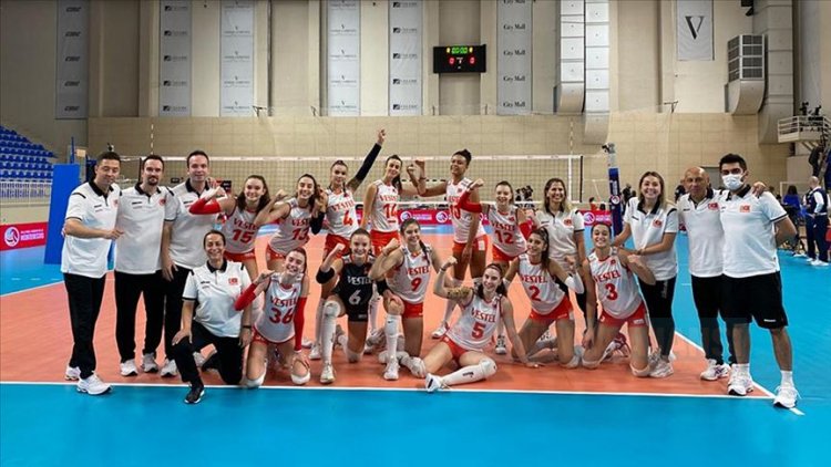 Türkiye 17 Yaş Altı Kızlar Avrupa Voleybol Şampiyonası'nda finalde