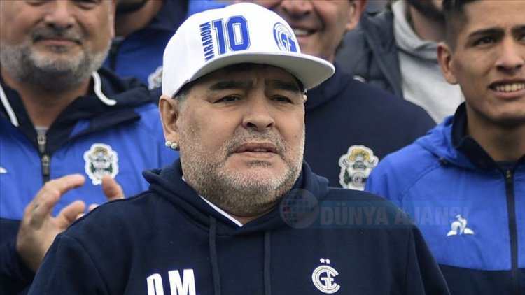 Maradona hastaneye kaldırıldı