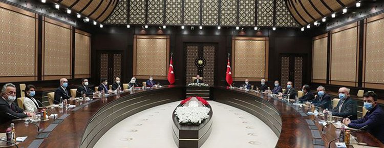 Cumhurbaşkanı Erdoğan, Özel Hastaneler ve Sağlık Kuruluşları Derneği yöneticilerini kabul etti