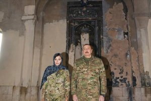 Cumhurbaşkanı Aliyev işgalden kurtarılan Ağdam'ı ziyaret etti