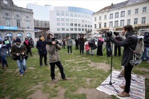 Brüksel'de iklim değişikliğine dikkati çekmek için gösteri düzenlendi