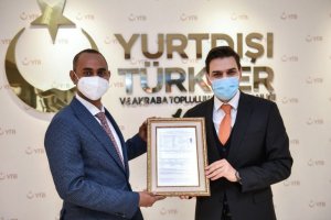 Türkiye Burslusu Bakan’dan YTB’ye Ziyaret