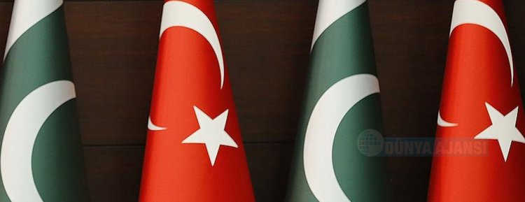 Pakistan Dışişleri Bakanlığından şehit edilen 13 Türk vatandaşı için başsağlığı mesajı