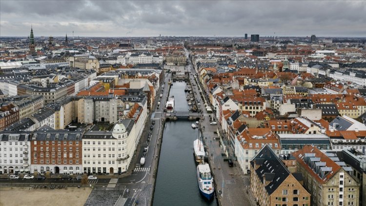 Danimarka, tedbirlerini 1 Mart’tan itibaren gevşetiyor