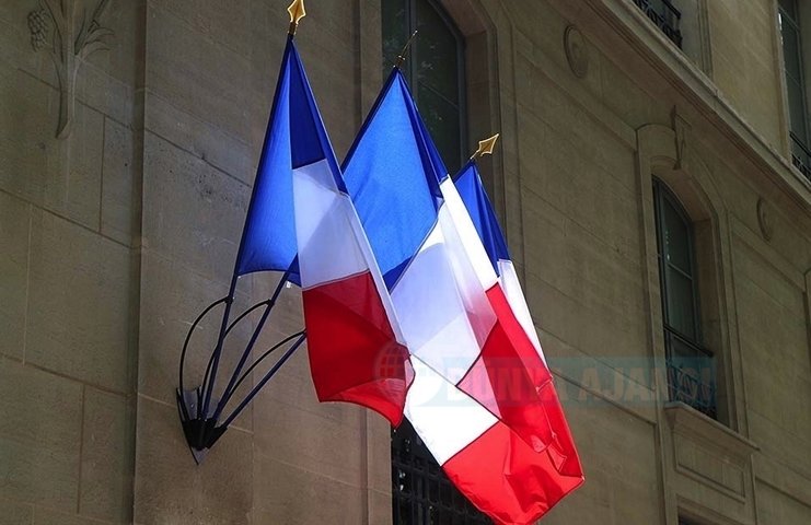 Fransız mahkeme, öğrencilere 'ayrımcı kimlik kontrolü' nedeniyle devleti tazminata mahkum etti