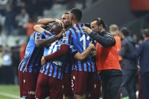 Trabzonspor son dakika golüyle namağlup liderliğini sürdürdü