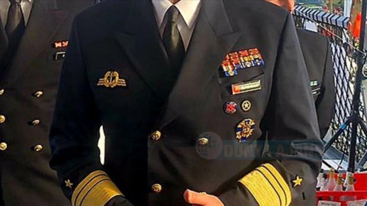 Alman Deniz Kuvvetleri Komutanı Koramiral Schönbach istifa etti