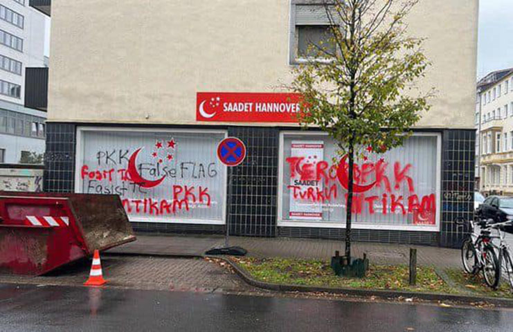 Saadet Partisi Hannover temsilciliğine saldırı