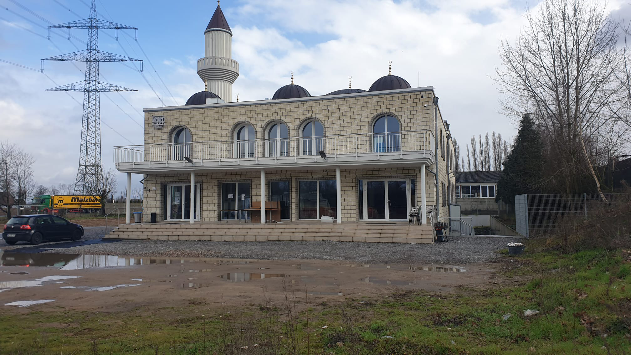DİTİB Süleymaniye Camii’ne çirkin saldırı