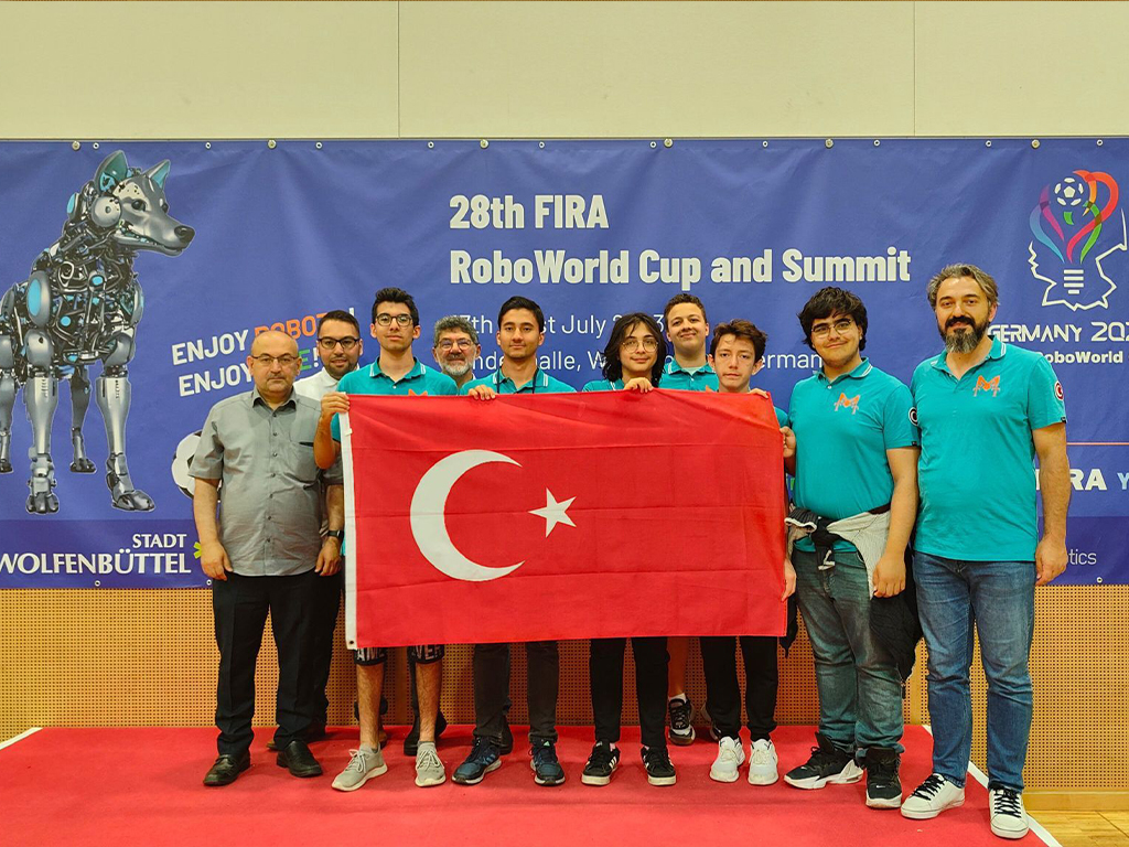Wolfenbüttel DİTİB Camii, Almanya'da dünya birinciliği kazanan Türk takımını ağırladı