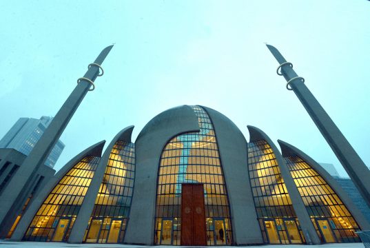 Almanya'da her yıl 100 din görevlisine yönelik yeni eğitim programı